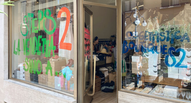 Steps 2 – pop up store moda donna